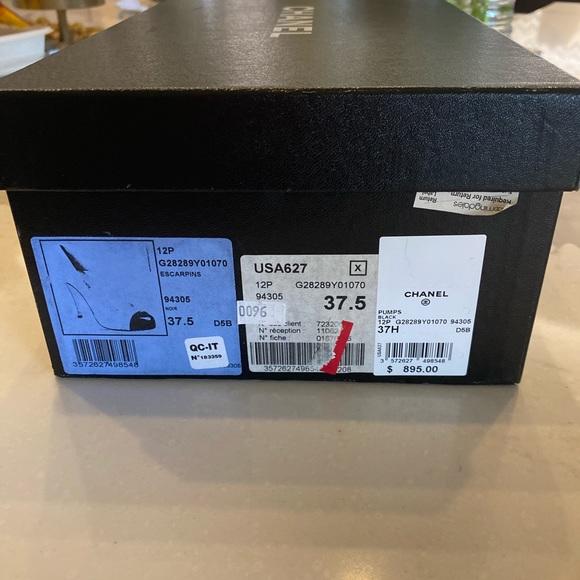 CHANEL BLACK PUMPS - Picture 10 of 11